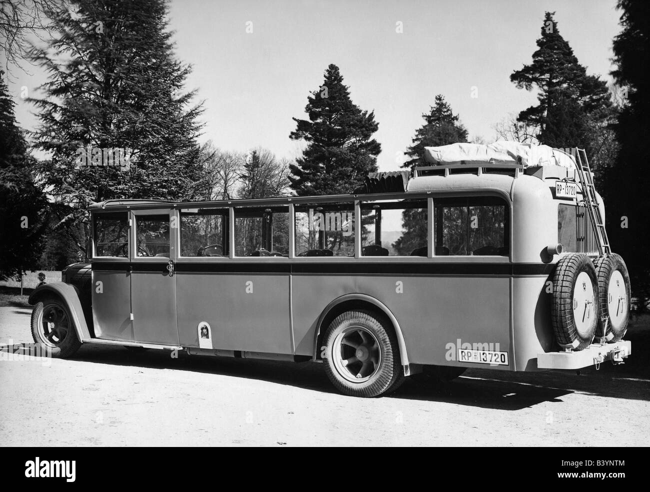 Transports / transports, transports en commun, bus, Mercedes All-weather Dome car O 4000 du Reichspost, 1930, Banque D'Images