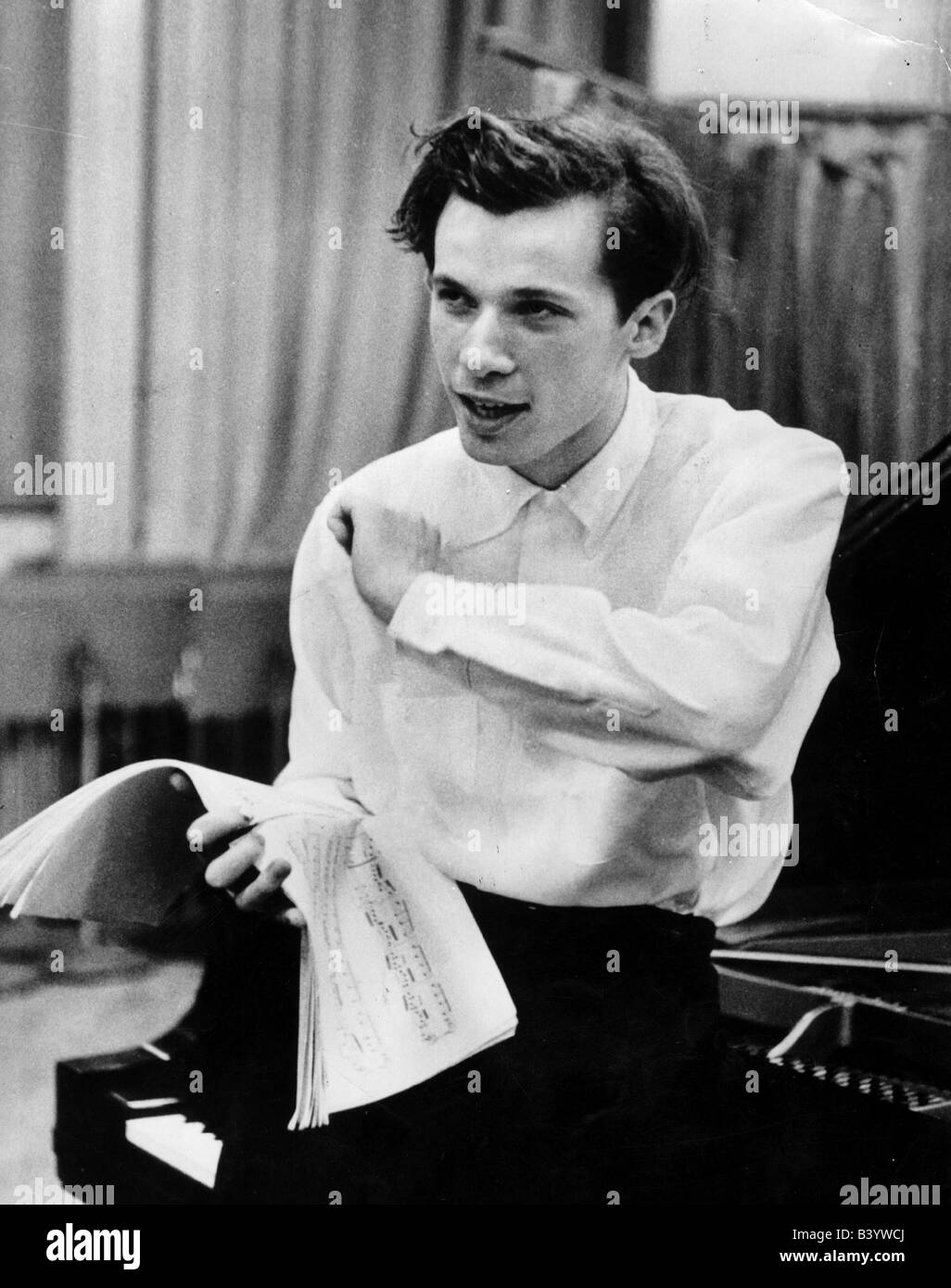 Glenn gould pianist Banque de photographies et d’images à haute ...