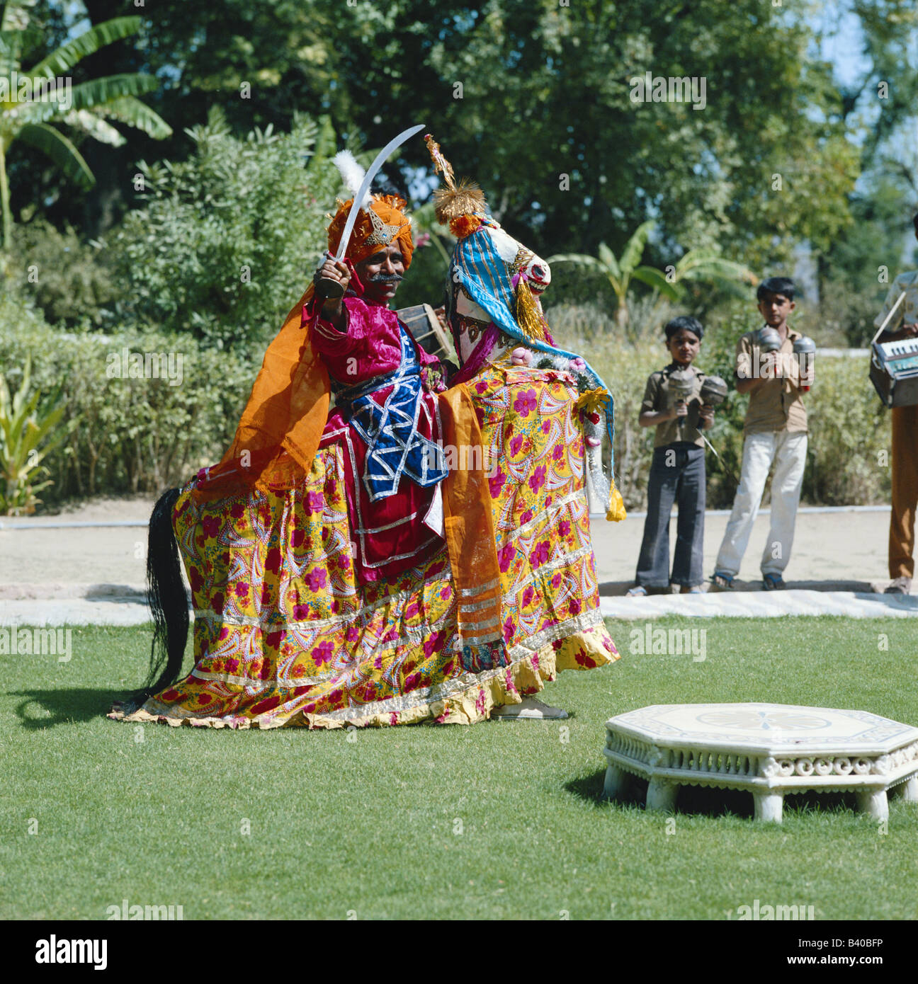 Passe-temps traditionnel de l'homme le Rajasthan en Inde Banque D'Images