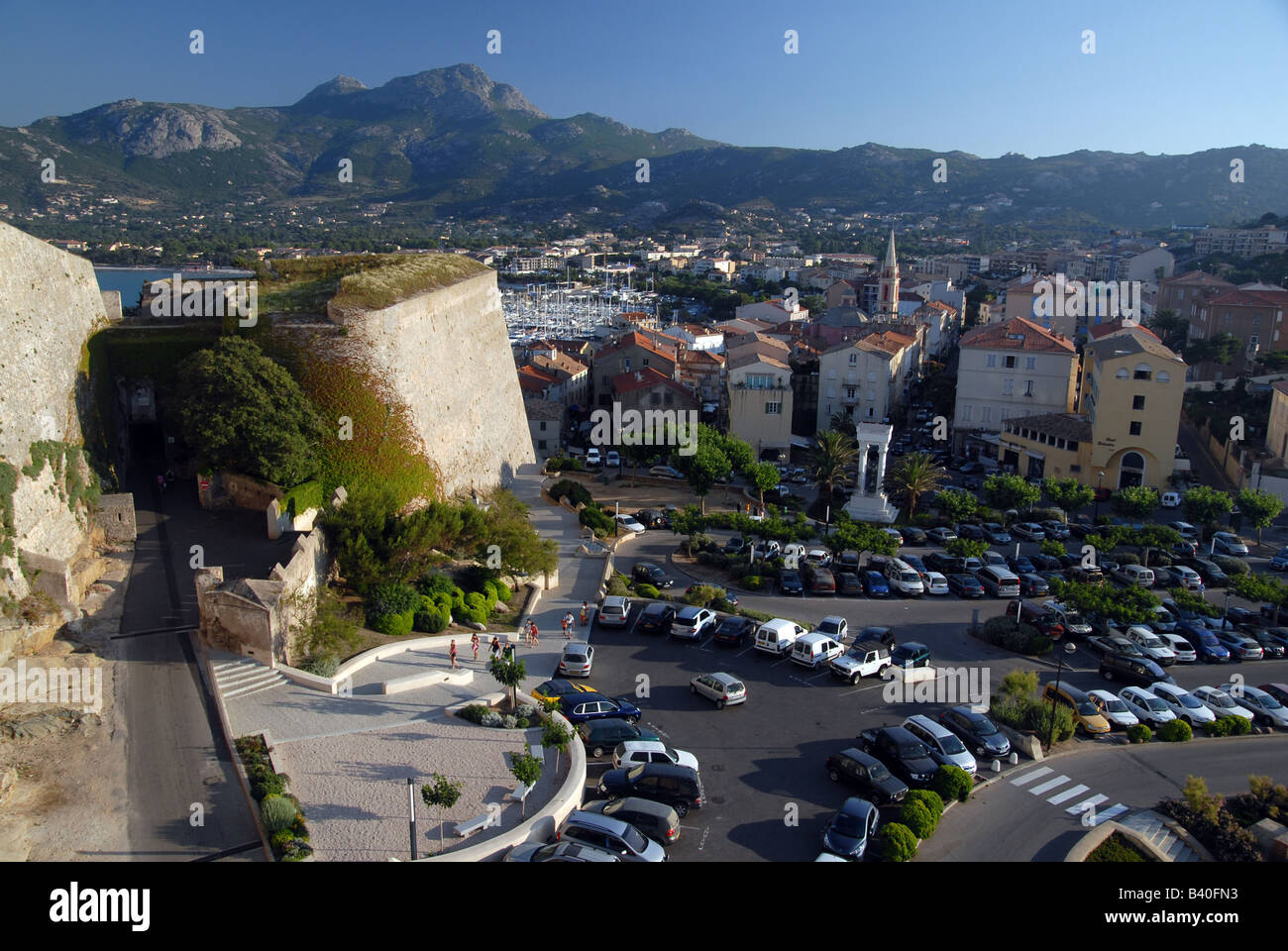 Une vue de la Calvi à partir du haut de la citadelle de Calvi Corse Corse France Château Banque D'Images