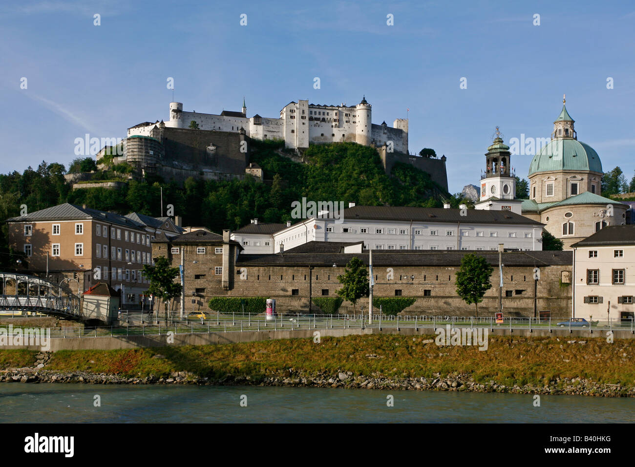 Domkirche Residenz et la forteresse de Hohensalzburg, Salzbourg Autriche Banque D'Images