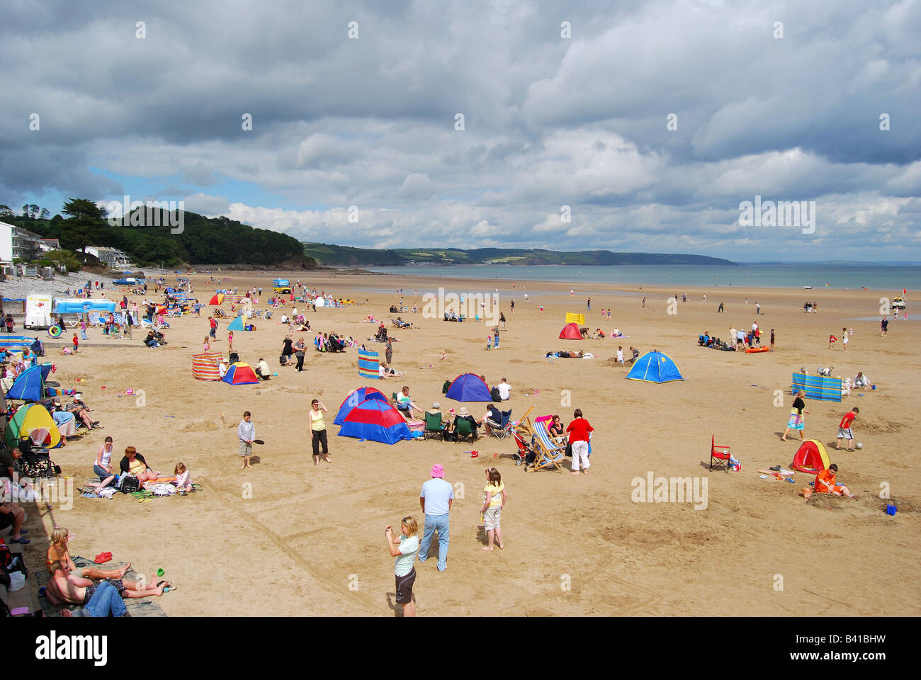 Vue sur la plage, la baie de Carmarthen, Tenby, Pembrokeshire, Pays de Galles, Royaume-Uni Banque D'Images