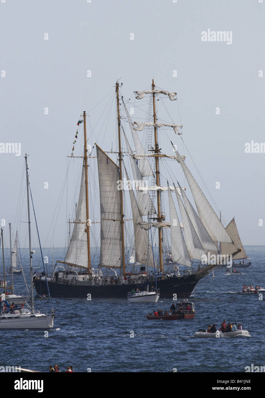 Funchal 500 navires tall ship race cornwall falmouth, England uk Banque D'Images