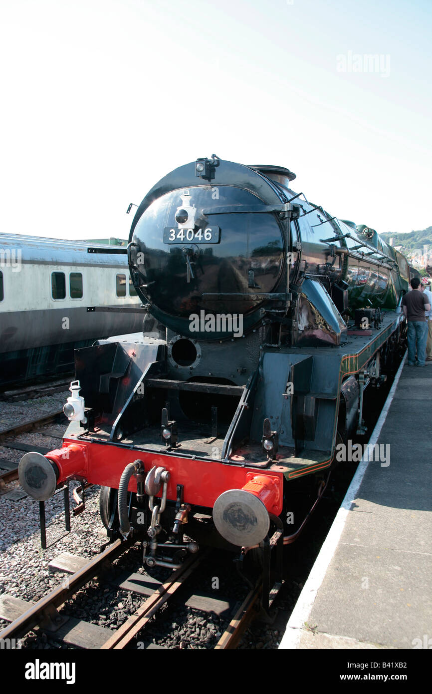 34046 train à vapeur sur la station de minehead Somerset Banque D'Images