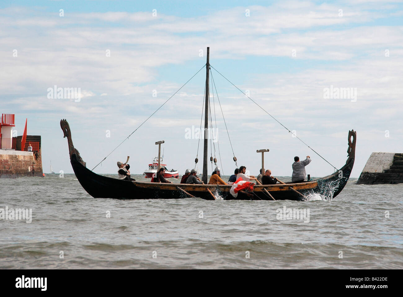 L'Ardglass vikings -un groupe de reconstitution basée au Seafest à Arbroath. Banque D'Images
