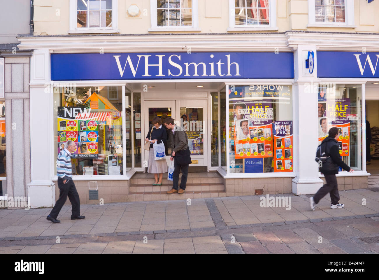 Marchand de WHSmith à Norwich, Norfolk, UK Banque D'Images