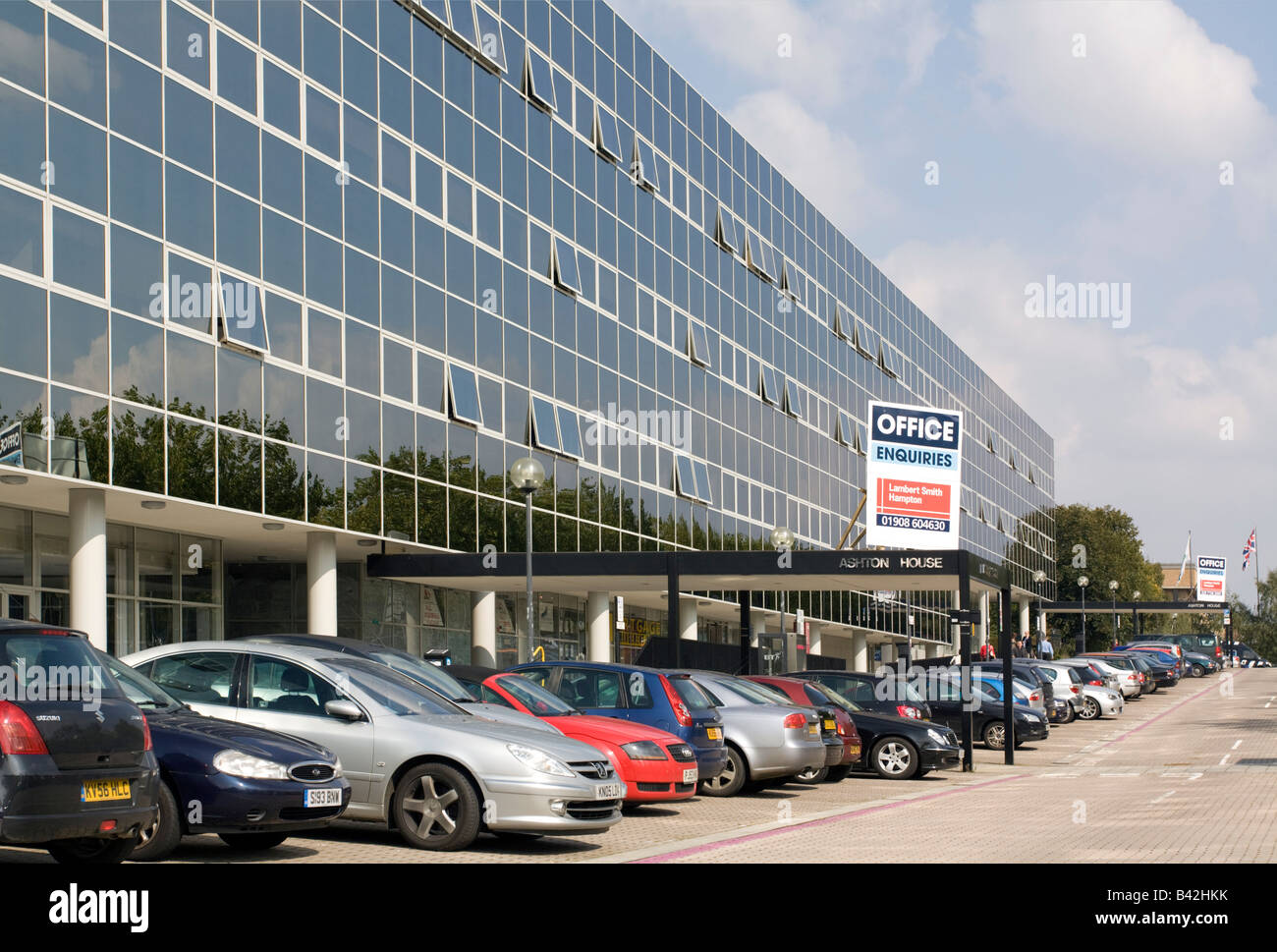 De laisser les bureaux Central Milton Keynes Buckinghamshire Banque D'Images