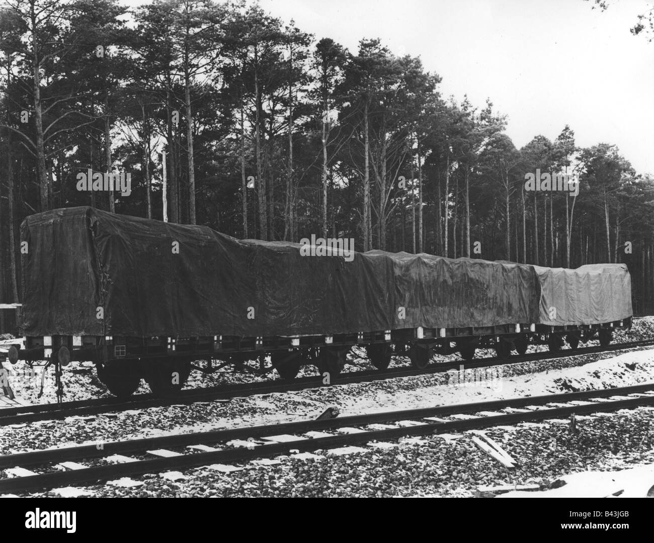 Événements, seconde Guerre mondiale / seconde Guerre mondiale, Allemagne, Heeresversuchsanstalt (Army Research Center) Peenemuende 1942 - 1945, wagons pour le transport de roquettes de la deuxième Guerre mondiale, troisième Reich, national-socialisme, Wehrmacht, armée, Wunderwaffe, Wunwaffen, missile, missiles, missiles, V-2, 20, secret, armes, Vergungegunenvenge, Vergungion historique, Vergunenemonenergion, 2, Vergungunenemonenergion fusée, années 1940, Banque D'Images