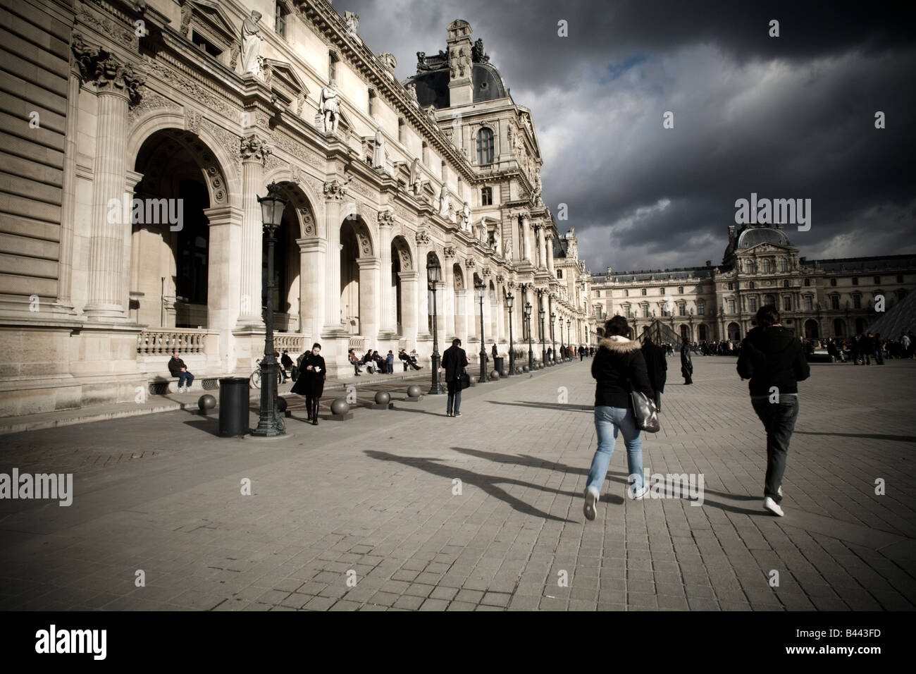 Cour intérieure au Louvre Banque D'Images