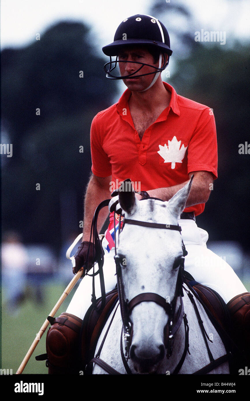 Le Prince Charles joue polo à Windsor 1985 Photo Stock - Alamy