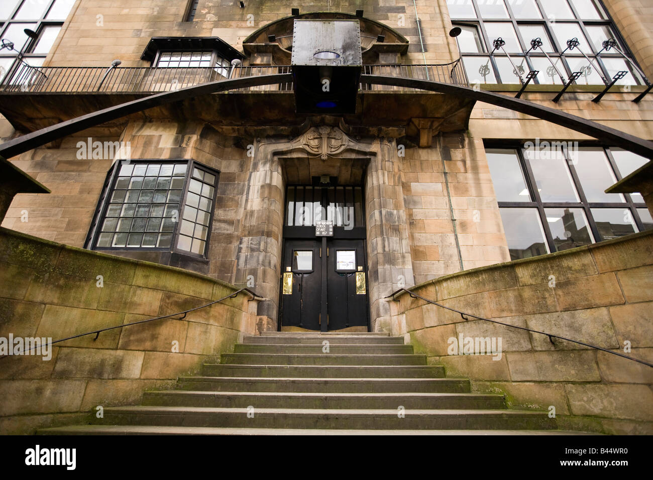 UK Scotland Glasgow Charles Rennie Mackintosh Art School de porte extérieure Banque D'Images