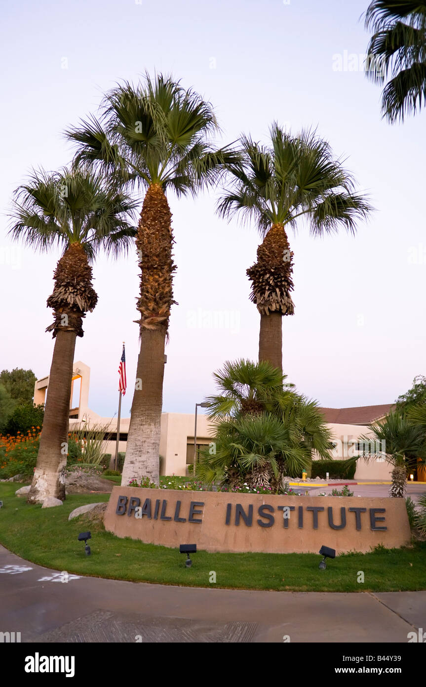 Braille Institute, une organisation à but non lucratif aidant les personnes aveugles ou ayant une déficience visuelle d'avoir une vie fullfilling. Banque D'Images