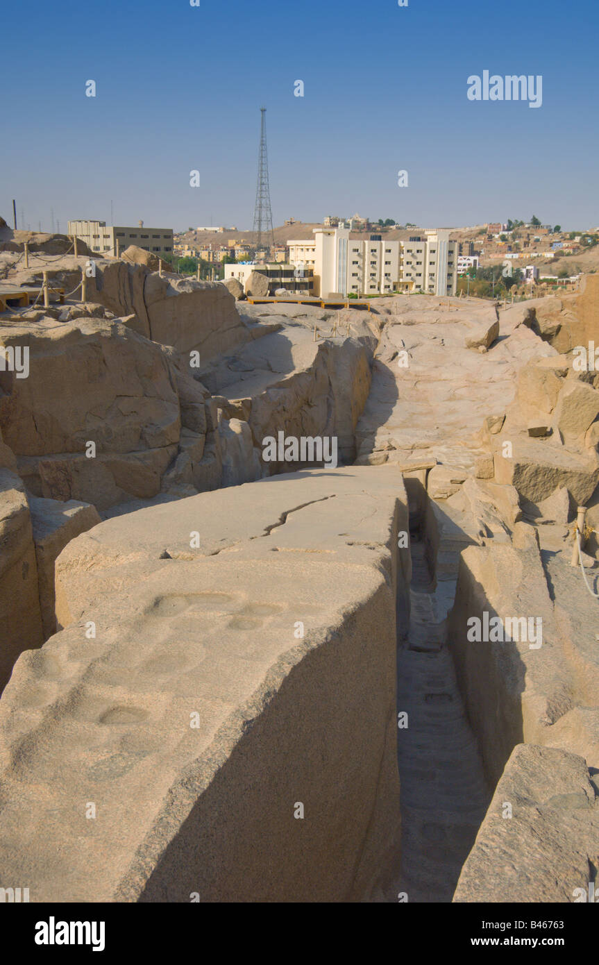 L'obélisque inachevé à Assouan, Egypte Banque D'Images