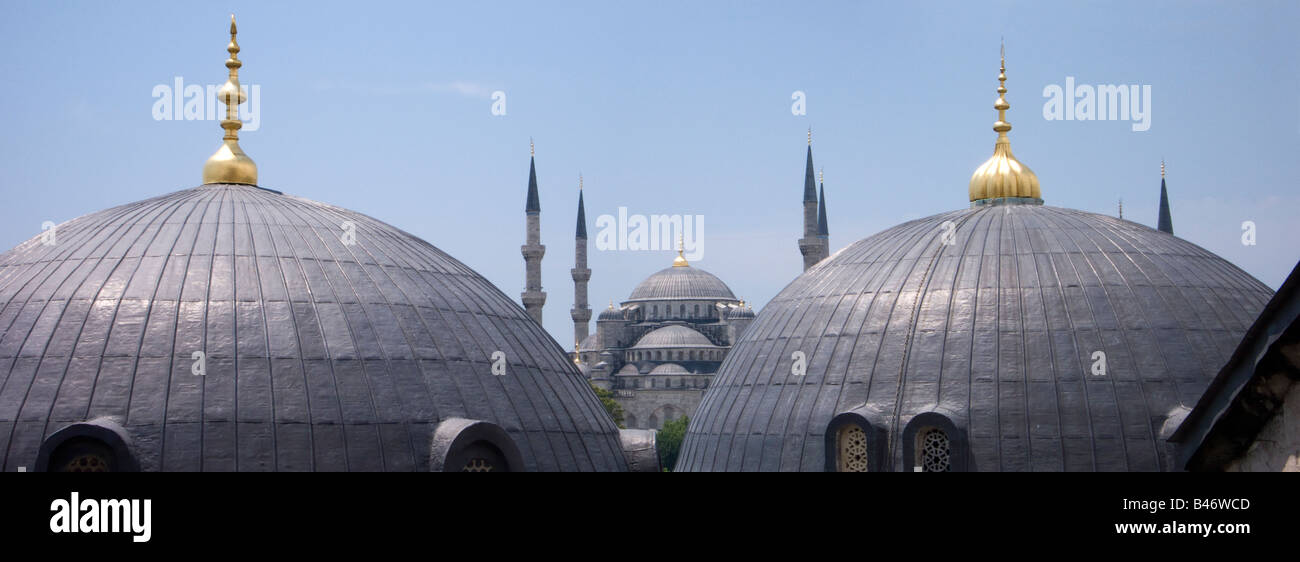 Turquie Istanbul la mosquée bleue vue de Sainte-Sophie Banque D'Images