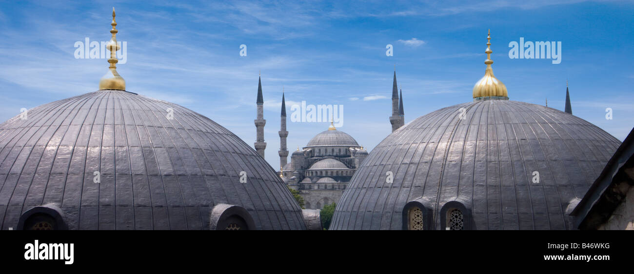 Turquie Istanbul la mosquée bleue vue de Sainte-Sophie Banque D'Images