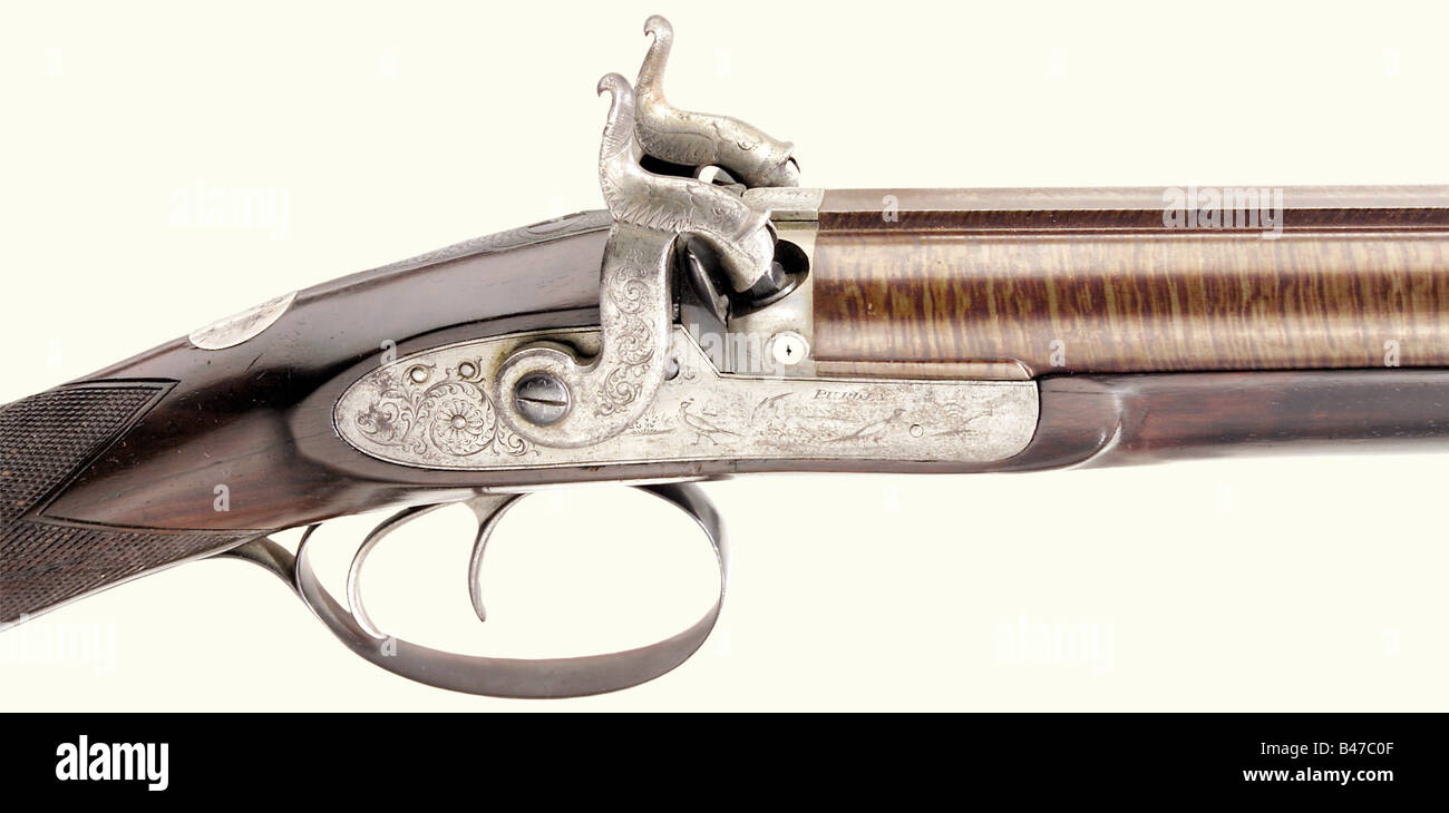 Un fusil de chasse à double barré, James Purdey, Londres, Californie. 1860.  Fûts de damas dorés de calibre 17 mm (un museau légèrement denté). Les  plaques de verrouillage finement gravées avec des