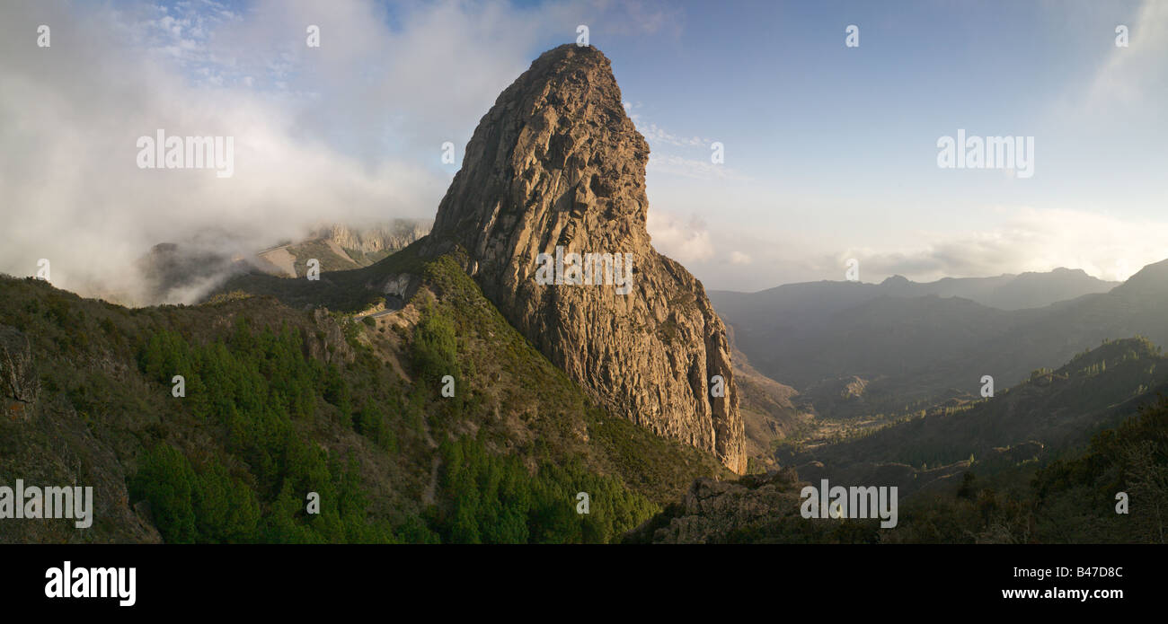 Vue panoramique de la Roque de Agando, La Gomera, Canary Islands Banque D'Images