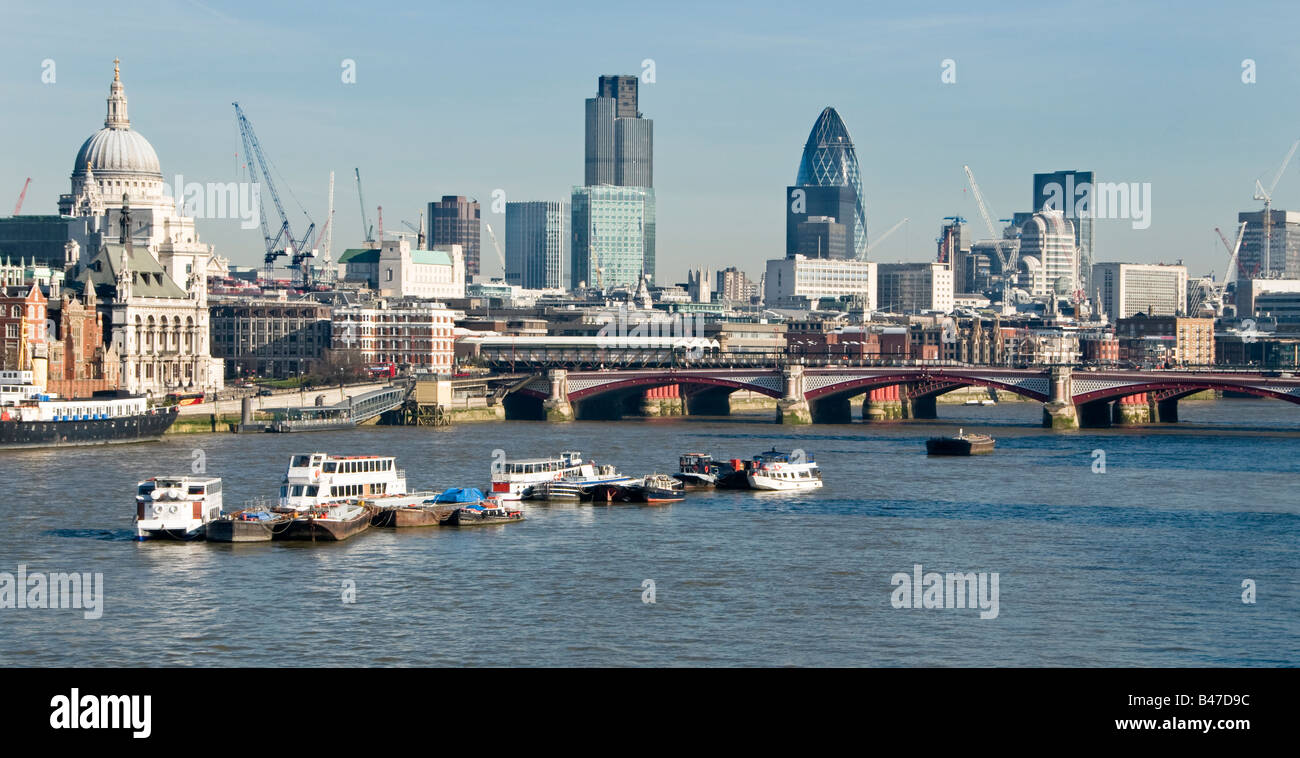 Vue de l'Blackfriars Bridge, London, UK Banque D'Images