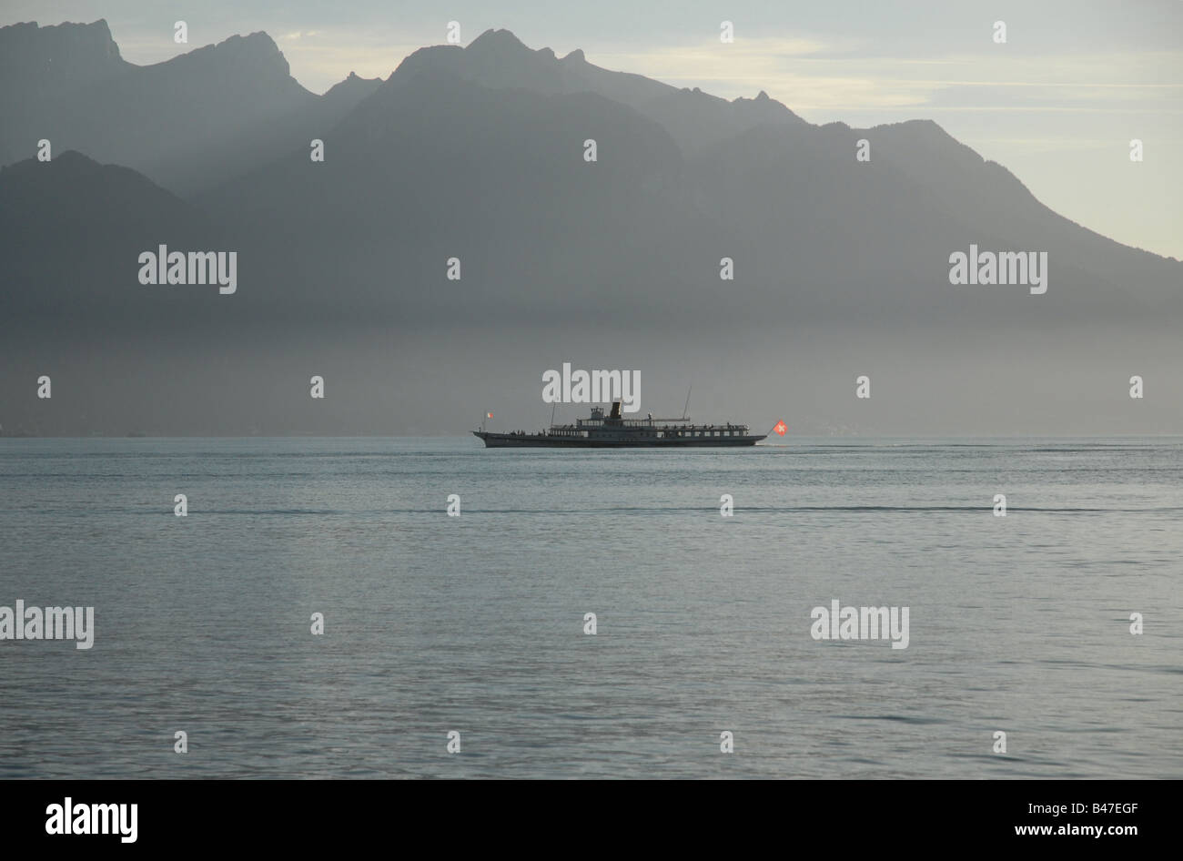 Ferry boat on Lake Geneva Banque D'Images