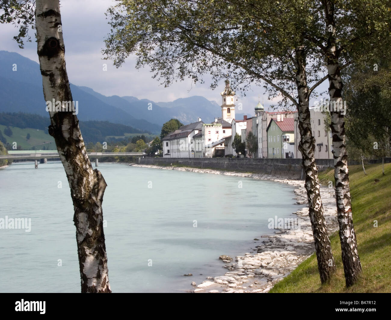 La ville historique de Rattenberg sur la rive de la rivière Inn Tyrol Autriche Banque D'Images