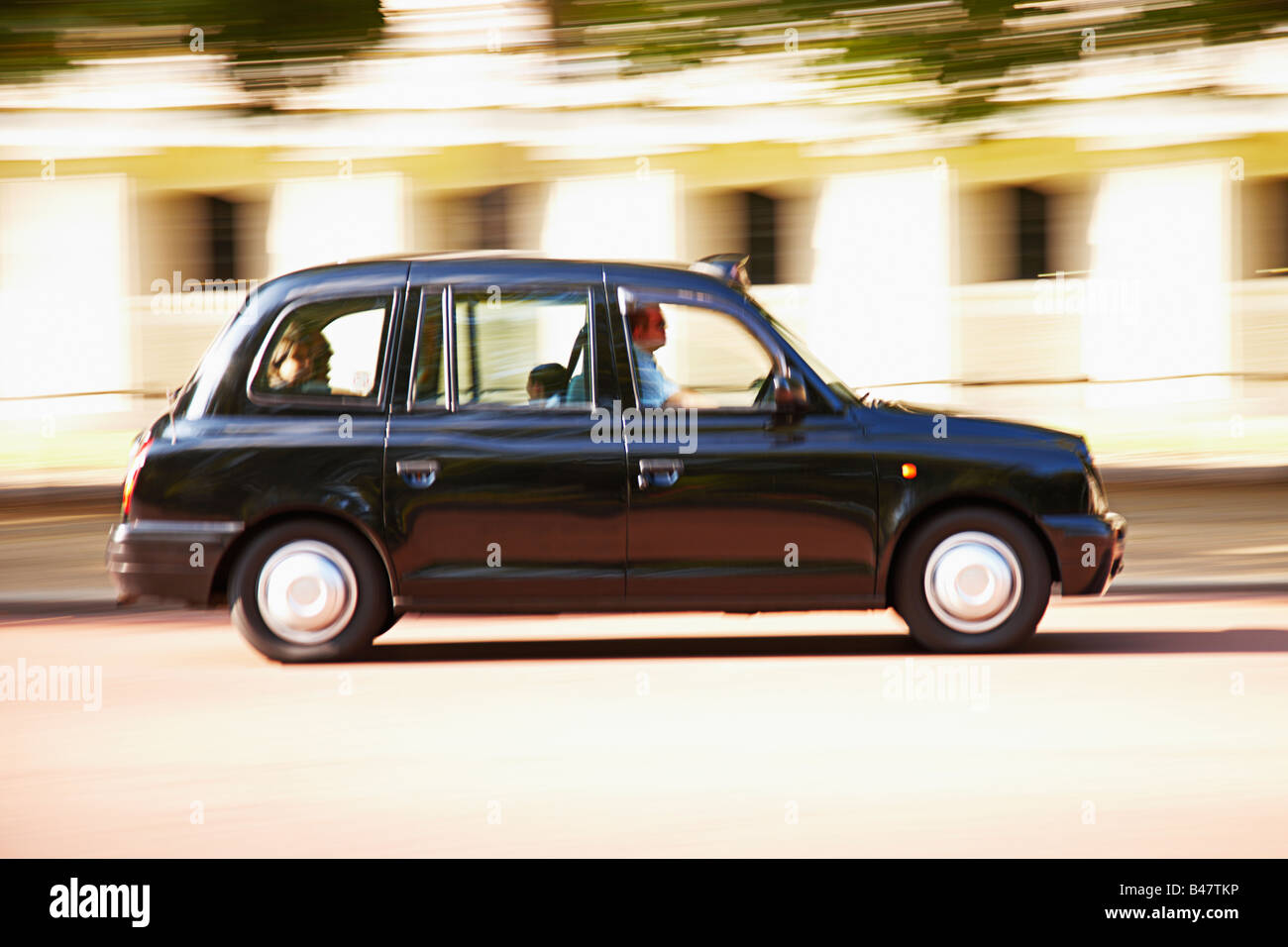 London Taxi noir, le Mall, Londres. UK Banque D'Images