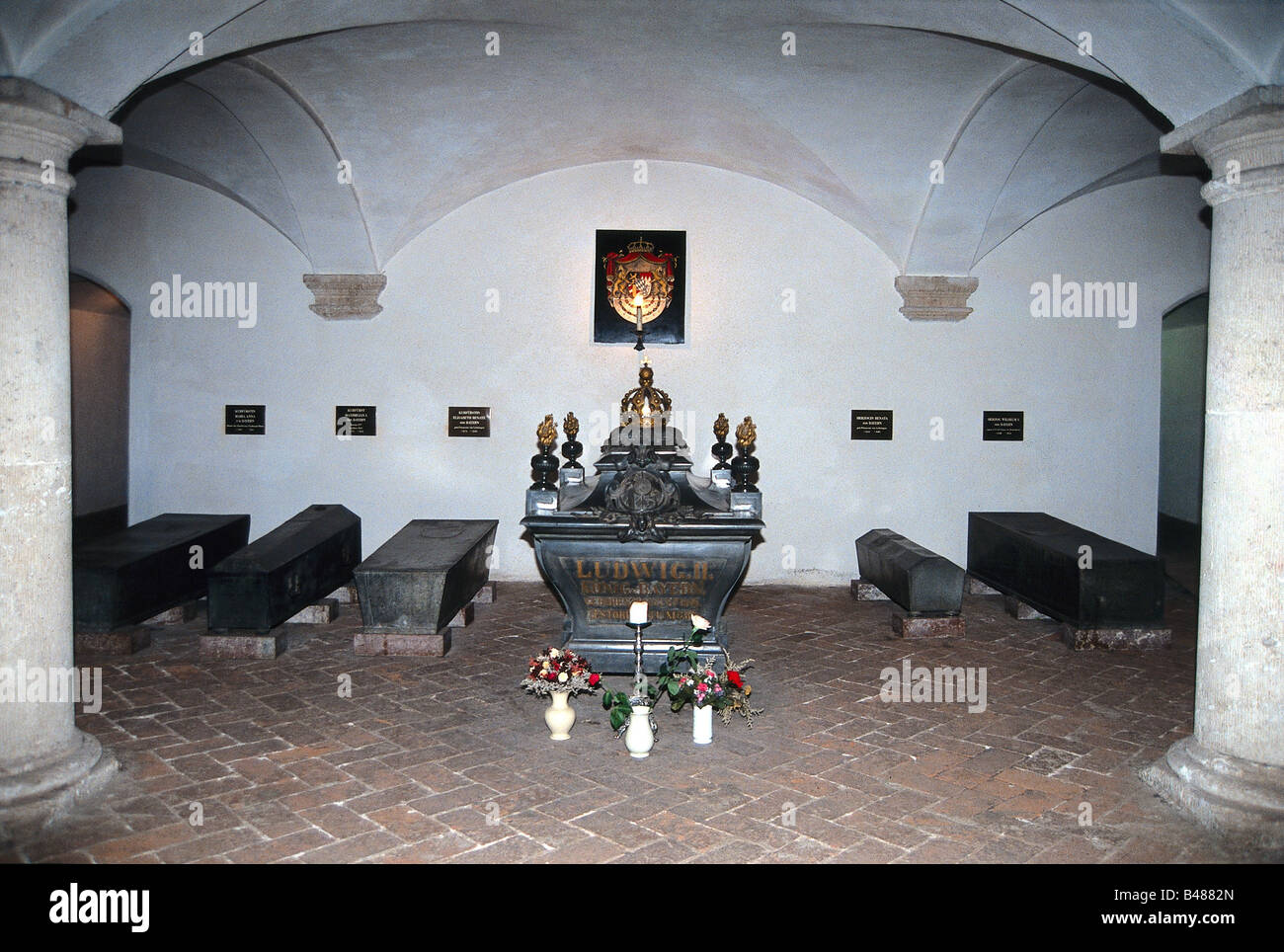 Ludwig II, 25.8.1845 - 13.6.1886, roi de Bavière 10.3.1864 - 13.6.1886, son cercueil, crypte de l'église St Michael, Munich, Allemagne, Banque D'Images