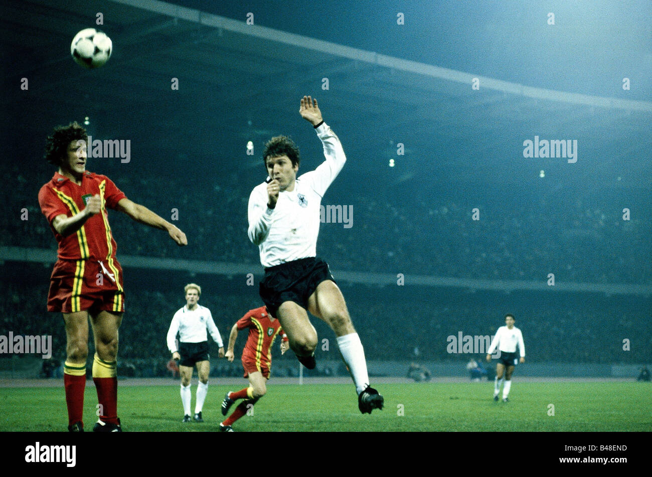 Sport / le sport, soccer, football, championnat d'Allemagne contre le Pays de Galles, à Wrexham, Wales (0:2), 5.2.1979, Banque D'Images