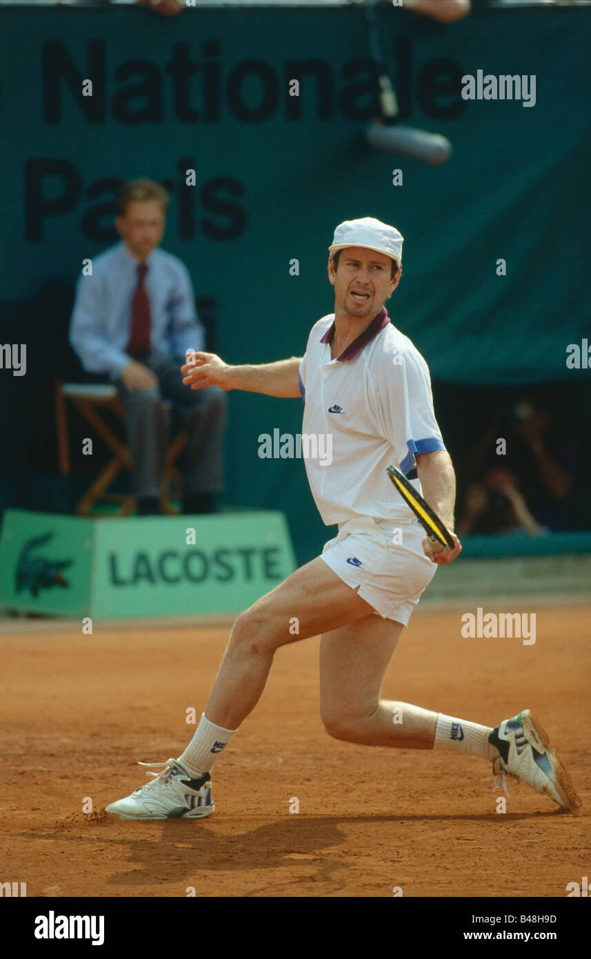 McEnroe, John, * 16.2.1959, sportif américain, (tennis), pleine longueur, jouer, French Open, Roland Garros, Paris, 1992, Banque D'Images