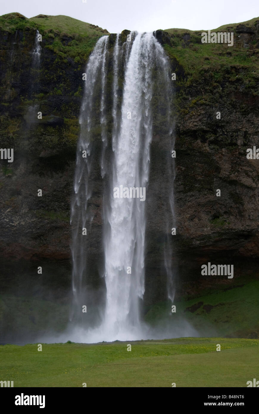 Cascade de Seljalandsfoss en Islande Banque D'Images