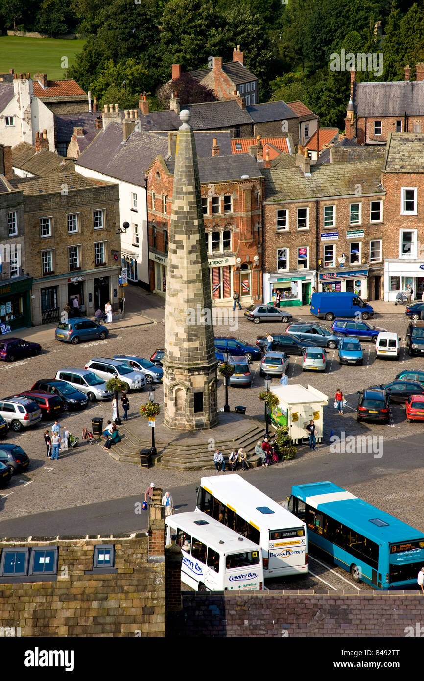 L'obélisque sur le marché Richmond North Yorkshire Banque D'Images