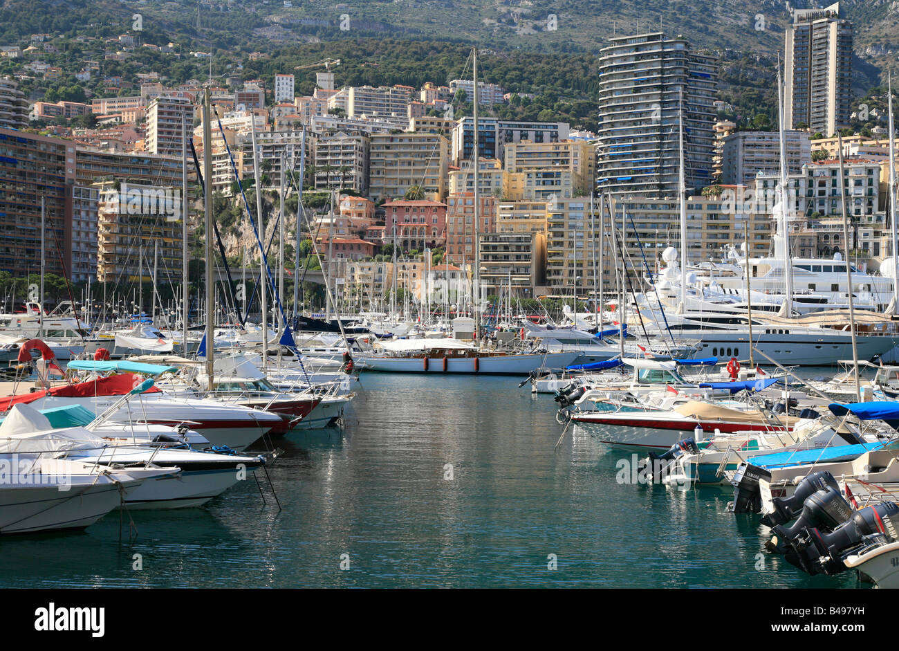 Yachts dans le port de Monte Carlo Banque D'Images
