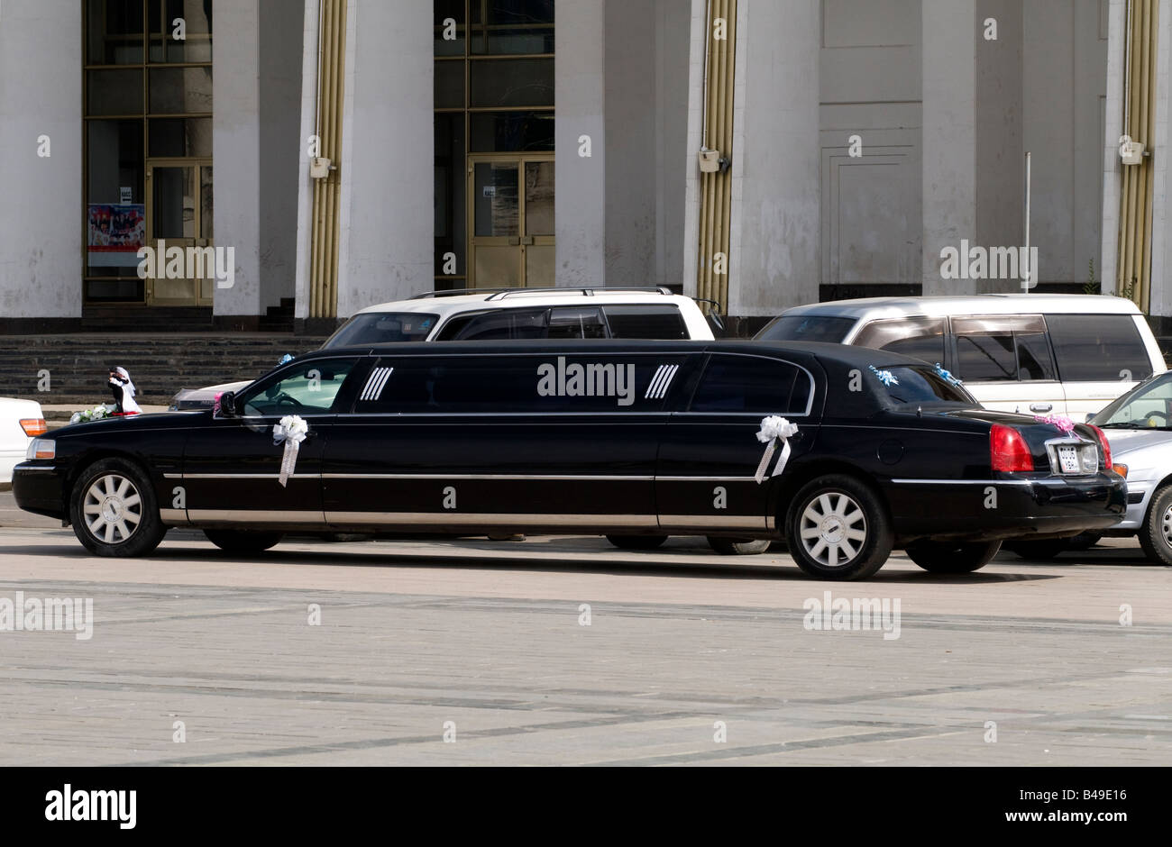 Croisière Limousines les rues d'Oulan-Bator, Mongolie Banque D'Images