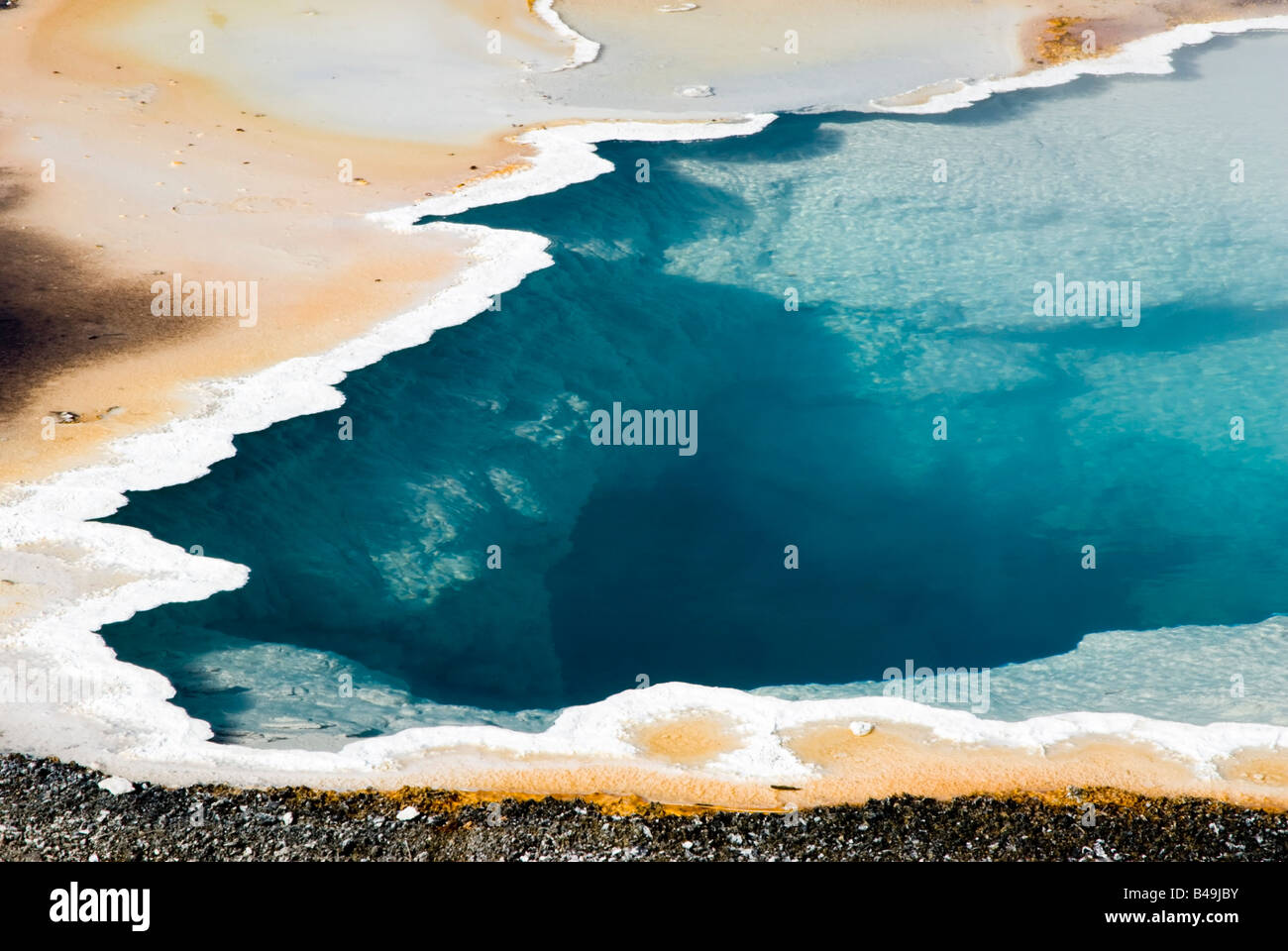 Motifs abstraits dans les sources hydrothermales dans le Parc National de Yellowstone Banque D'Images