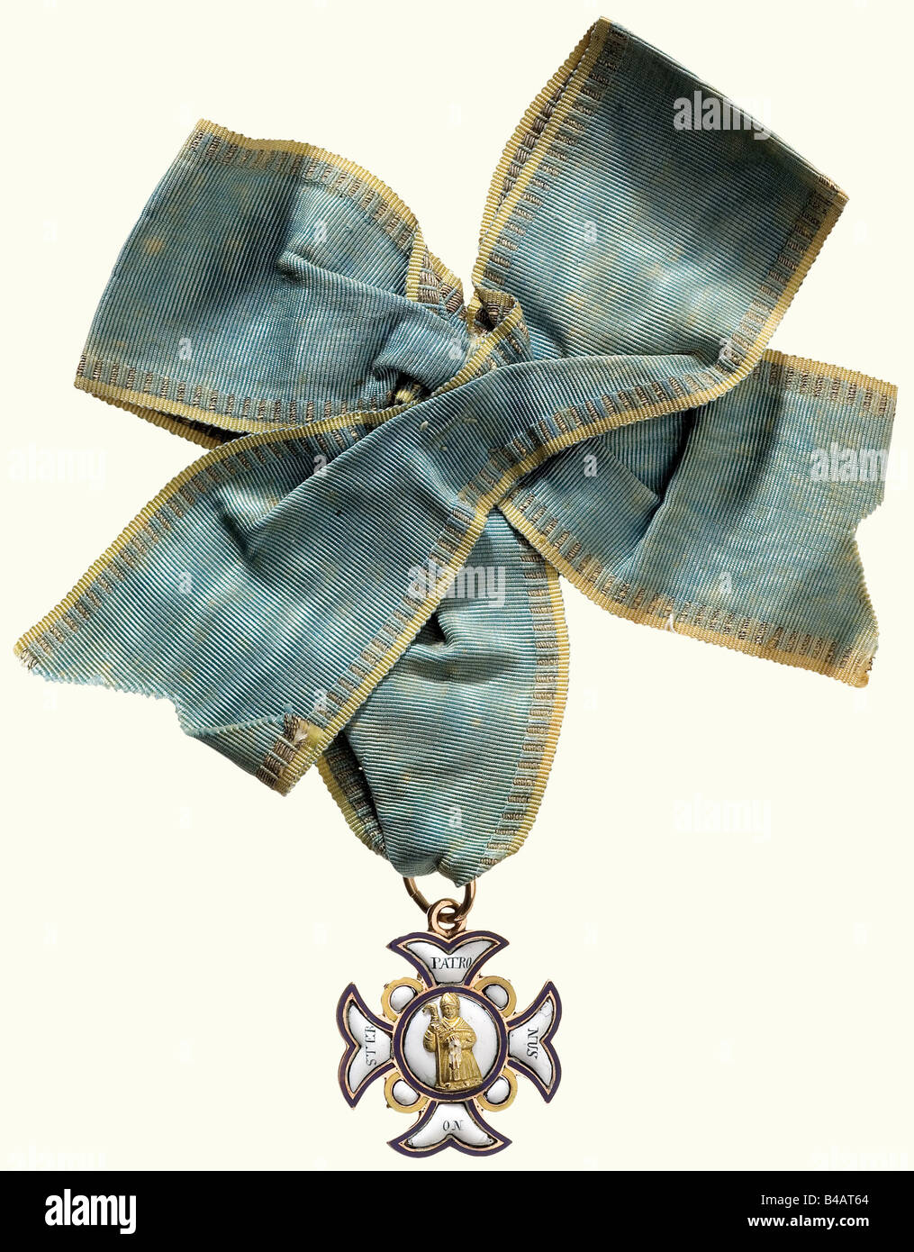 Une Croix d'honneur, ordre de Sainte-Anne, 1783 - 1918. Traversez le séminaire de Munich St. Anna. Or et émail (petites lignes de coiffure) sur une boucle de ruban cousue (OEK 447). Historique, historique, XIXe siècle, médaille, décoration, médailles, décorations, insigne d'honneur, insigne d'honneur, insignes d'honneur, objet, objets, alambics, coupures, coupures, découpe, découpes, coupures, coupures, Banque D'Images Une Croix d'honneur, ordre de Sainte-Anne, 1783 - 1918. Traversez le séminaire de Munich St. Anna. Or et émail (petites lignes de coiffure) sur une boucle de ruban cousue (OEK 447). Historique, historique, XIXe siècle, médaille, décoration, médailles, décorations, insigne d'honneur, insigne d'honneur, insignes d'honneur, objet, objets, alambics, coupures, coupures, découpe, découpes, coupures, coupures, Banque D'Images