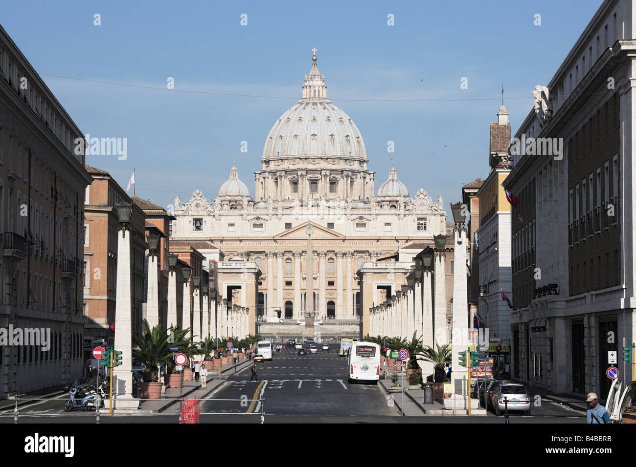 Basilique St Pierre du Vatican Rome Italie Banque D'Images