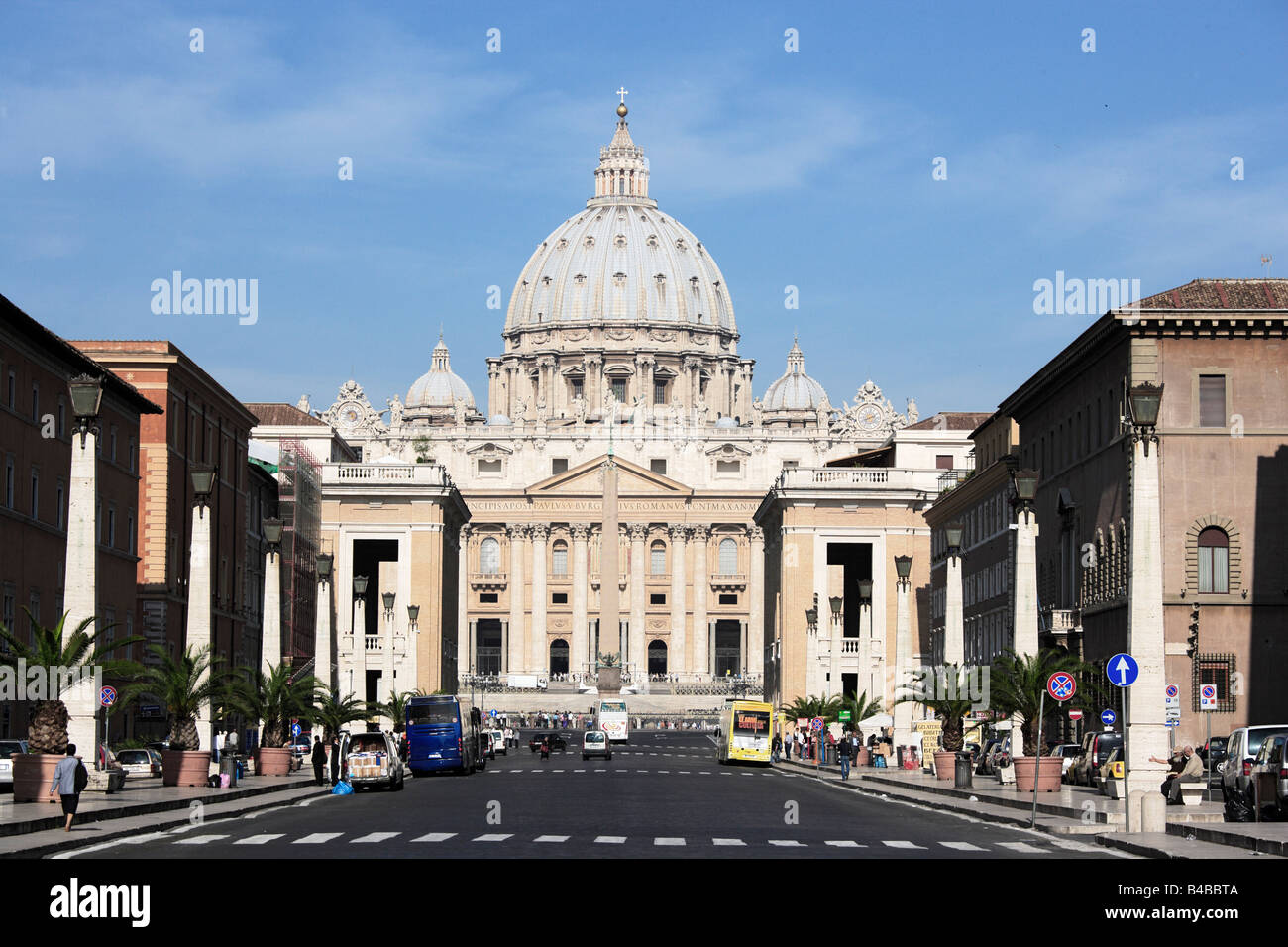 Basilique St Pierre du Vatican Rome Italie Banque D'Images