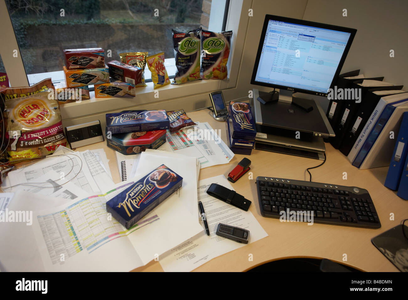 Détail d'un biscuit créatif-maker du bureau exécutif à l'United Biscuits bureaux de groupe, Hayes Londres Banque D'Images