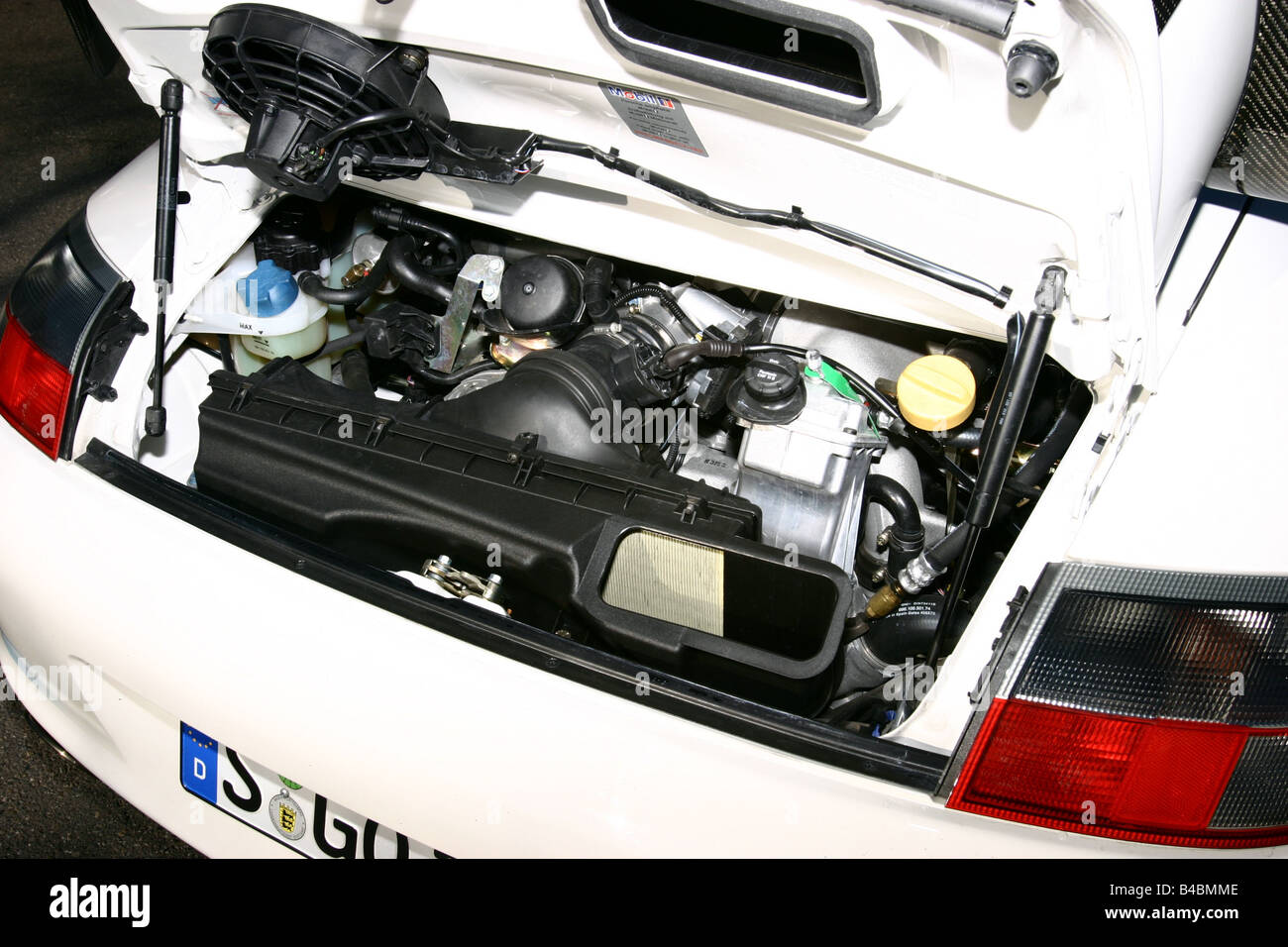 Voiture, Porsche GT3 RS, roadster, l'année de modèle 2003-,  coupé/cabriolet, blanc, FGHDS, vue dans le compartiment moteur, la  technique/accessoire, le CAC Photo Stock - Alamy