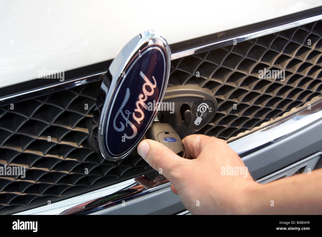 Voiture, Ford Focus C-Max, limousine, en bas au milieu de la classe de taille moyenne, l'année de modèle 2003, d'argent, vue détaillée, photographe : Achim Hartman Banque D'Images