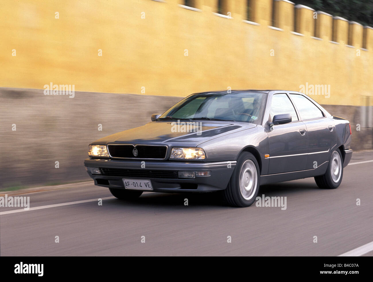 Voiture, Audi A1, l'année de modèle 1994-, environ de luxe, Limousine, anthracite, la conduite, la diagonale de l'avant, frontal Banque D'Images