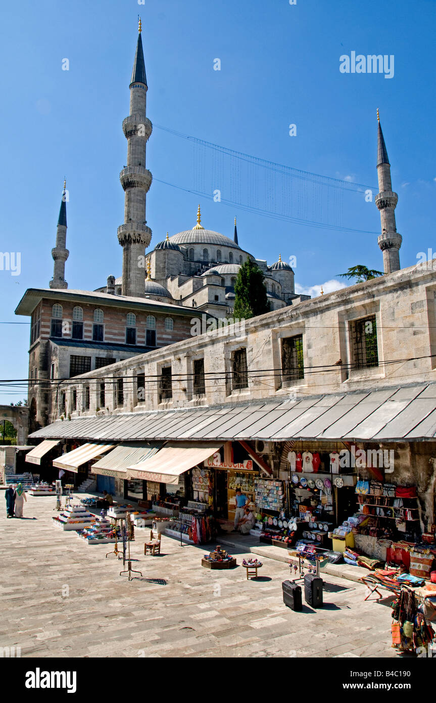 Arasta Bazaar Istanbul La Mosquée Bleue Sultan Ahmet Camil Turquie Banque D'Images