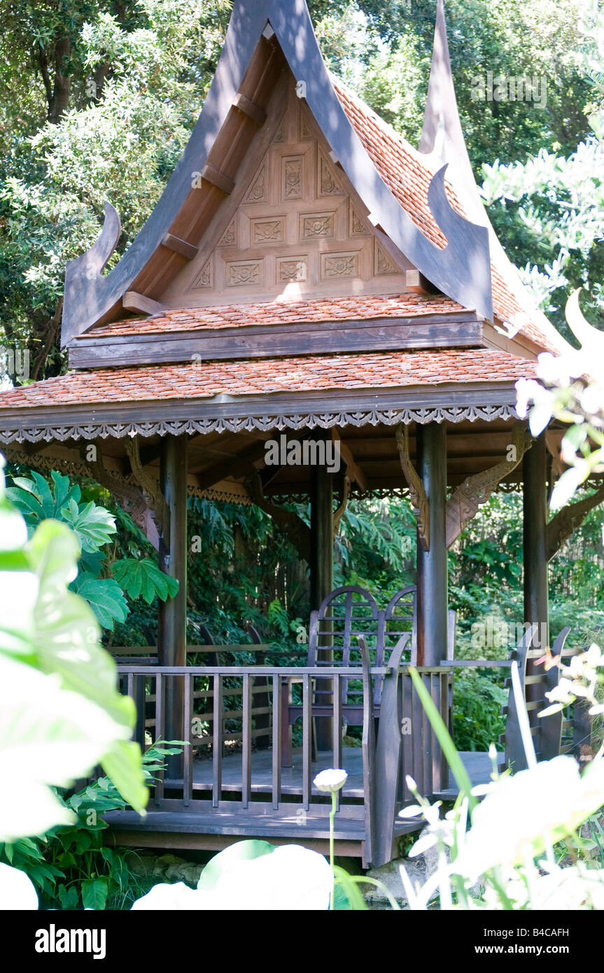 La pagode à Jardins De La Mortella, Ischia Banque D'Images