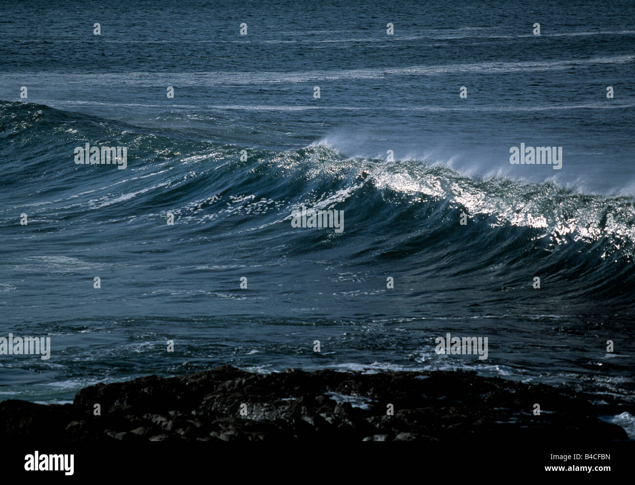 De grandes vagues rugueuses sur le point le plus à l'ouest, la beauté dans la nature, Banque D'Images