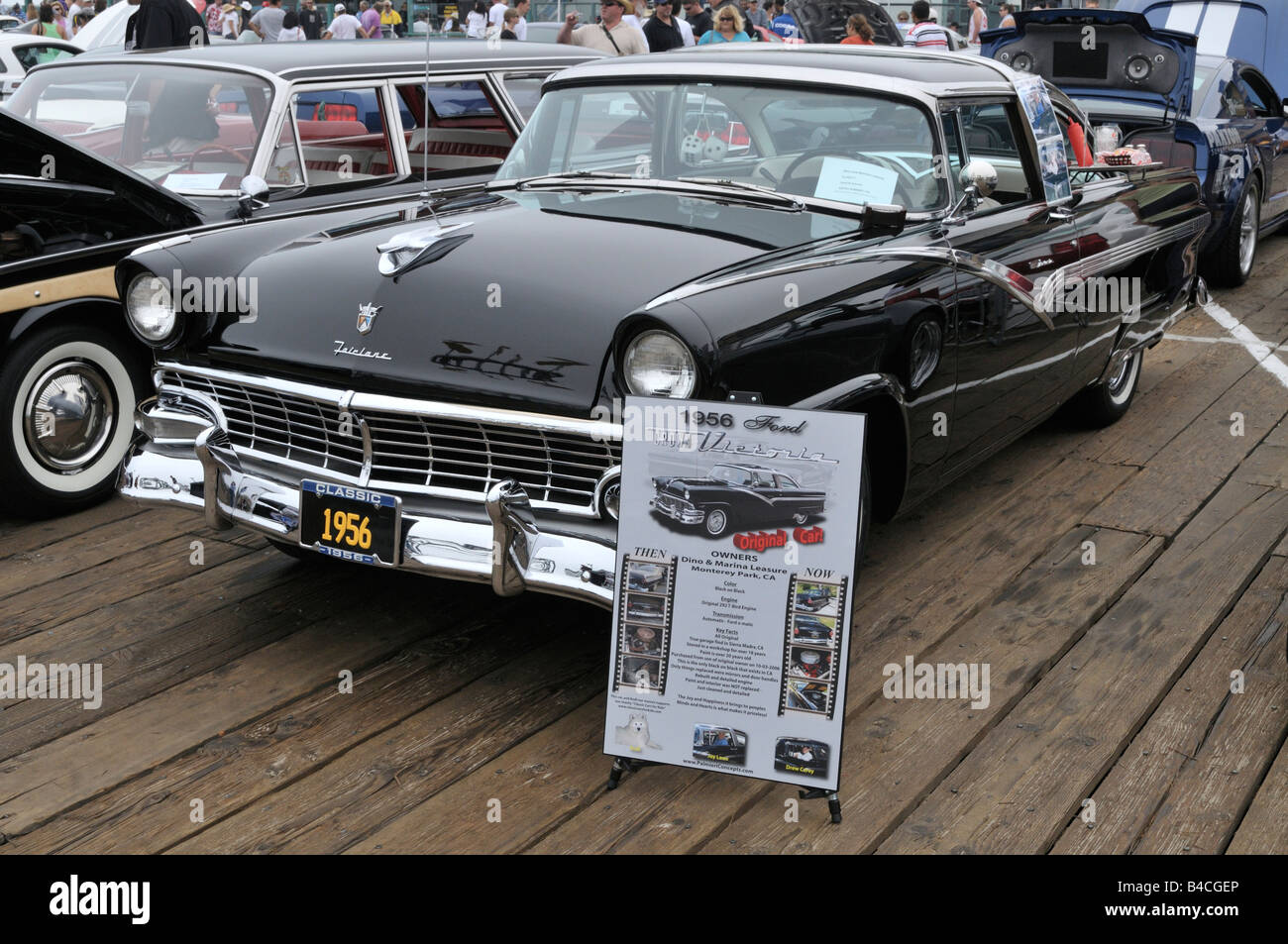 Une Ford Crown Victoria 1956 noir Banque D'Images