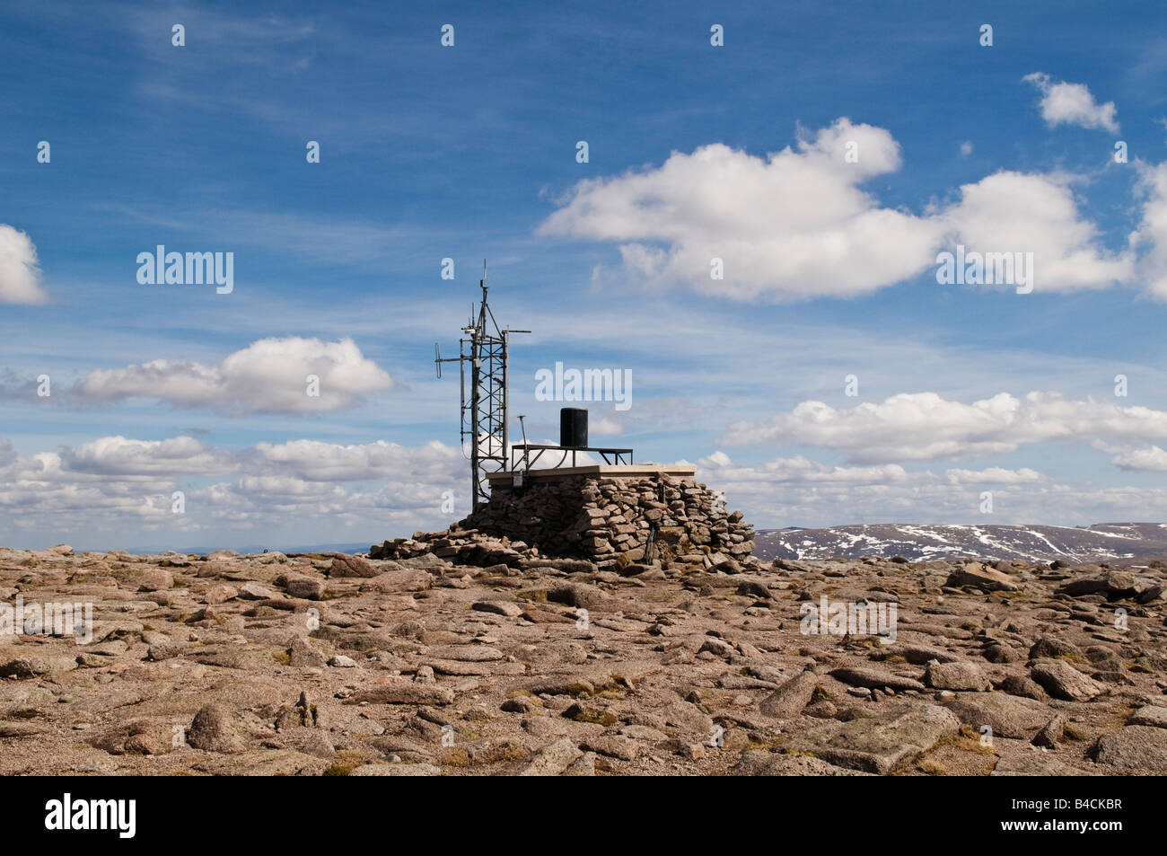 La station de recherche de météo au sommet du Cairn Gorm, Cairngoms, Ecosse Banque D'Images