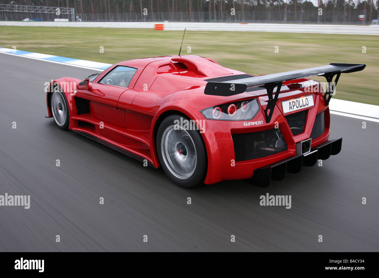 Gumpert Apollo, la conduite, la diagonale de l'arrière, vue arrière, test track Banque D'Images