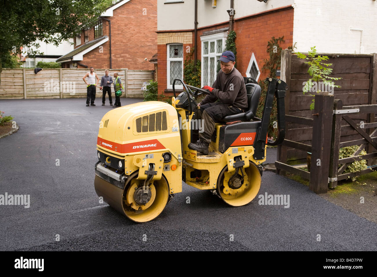 Les améliorations à la Maison des travailleurs de gangs l'aménagement d'une nouvelle aire d'entraînement intérieur télévision laminage à chaud Banque D'Images
