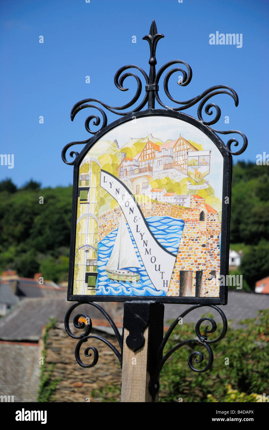 Le panneau de la commune de Lynton et Lynmouth dans le Nord du Devon, UK Banque D'Images