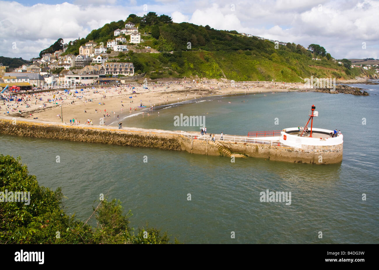 L'entrée du port à Looe vu de West Looe Cornwall Banque D'Images