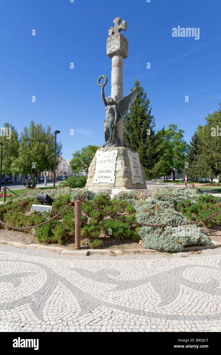 Mémorial aux victimes de la Première Guerre mondiale (la Grande Guerre) dans la ville de Portalegre, Portugal. Banque D'Images